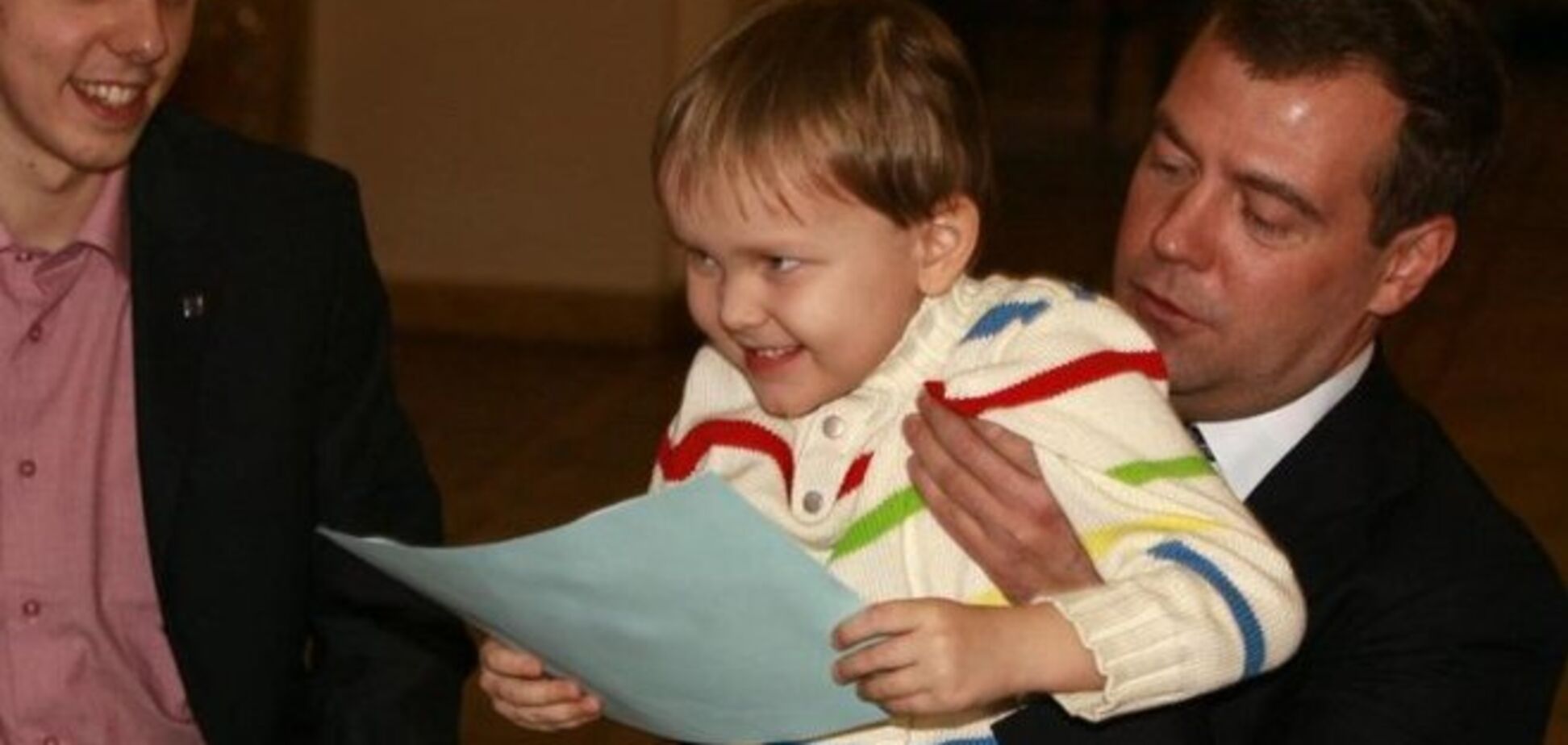 Медведеву предложили стать крестным отцом