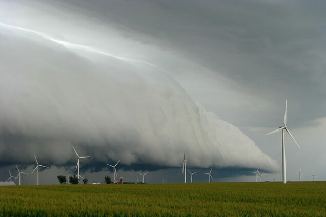 В четверг на Киев идут сильные дожди и похолодание