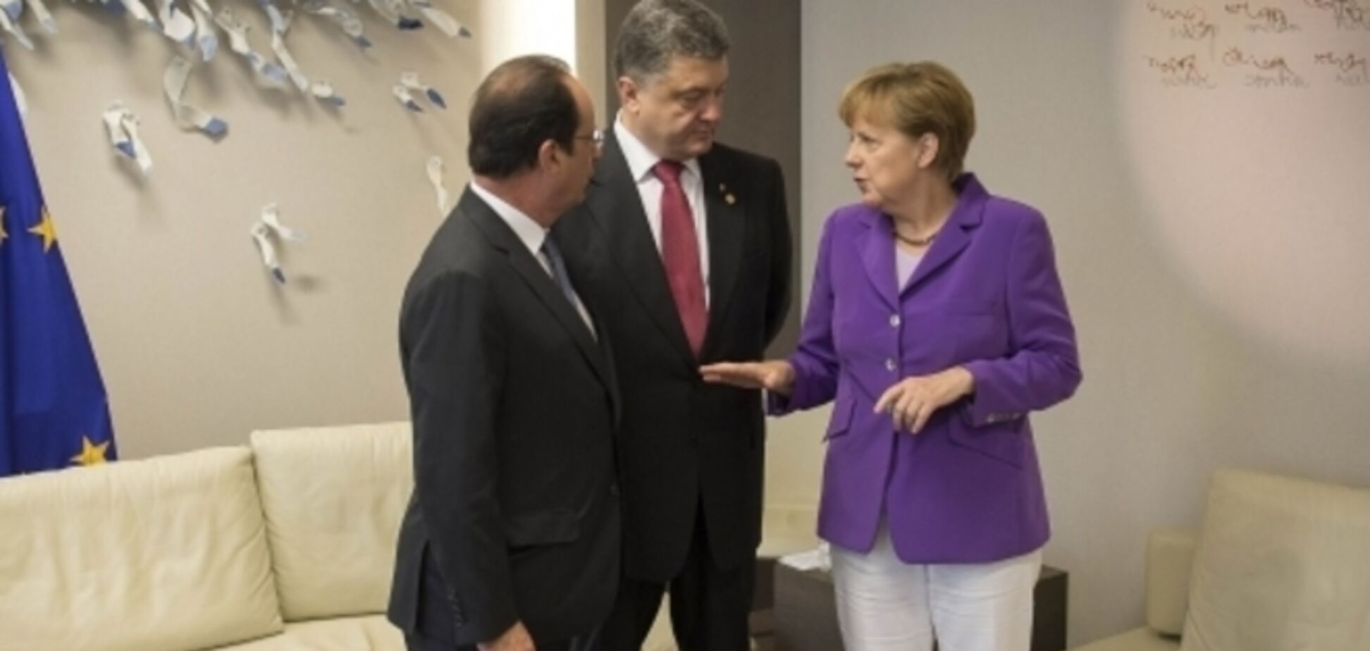 Порошенко, Олланд и Меркель заявили о невыполнении Россией договоренностей
