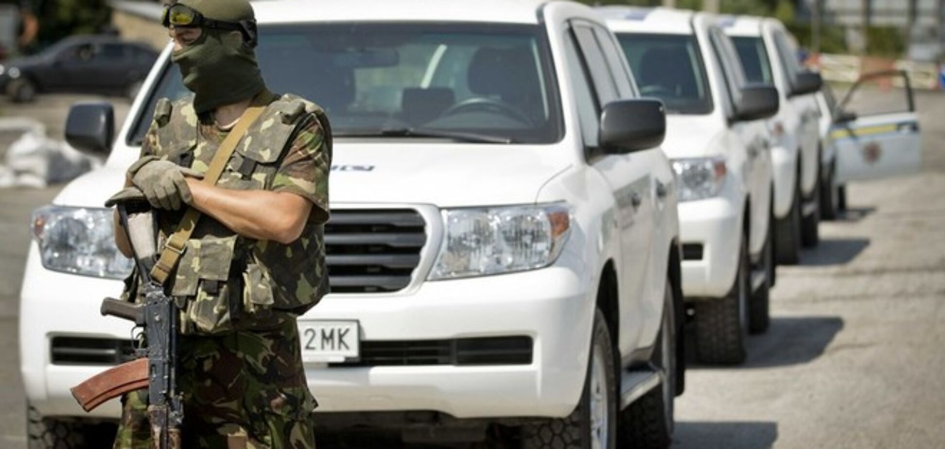 Экспертам из ОБСЕ удалось побывать на месте падения Боинга-777. Фоторепортаж