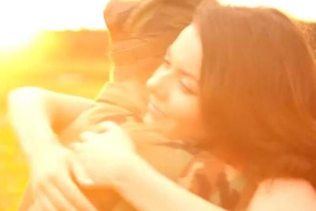 Я дождусь тебя: украинская диаспора сняла трогательный ролик, посвященный украинским военным