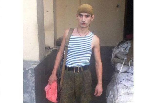 За голову российского наемника, сделавшего селфи с убитыми украинскими бойцами, пообещали $200 тыс.