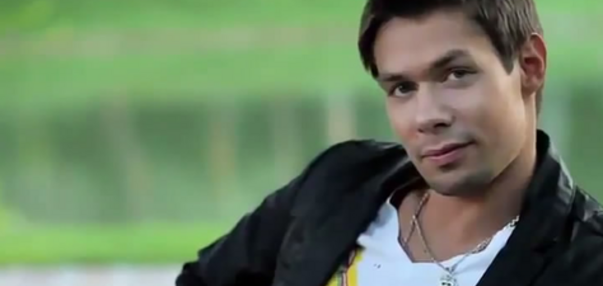 Стас Пьеха показал обнаженное накачанное тело