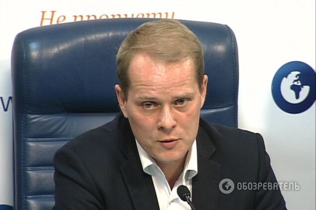 Экономист призвал рядовых граждан укреплять гривню