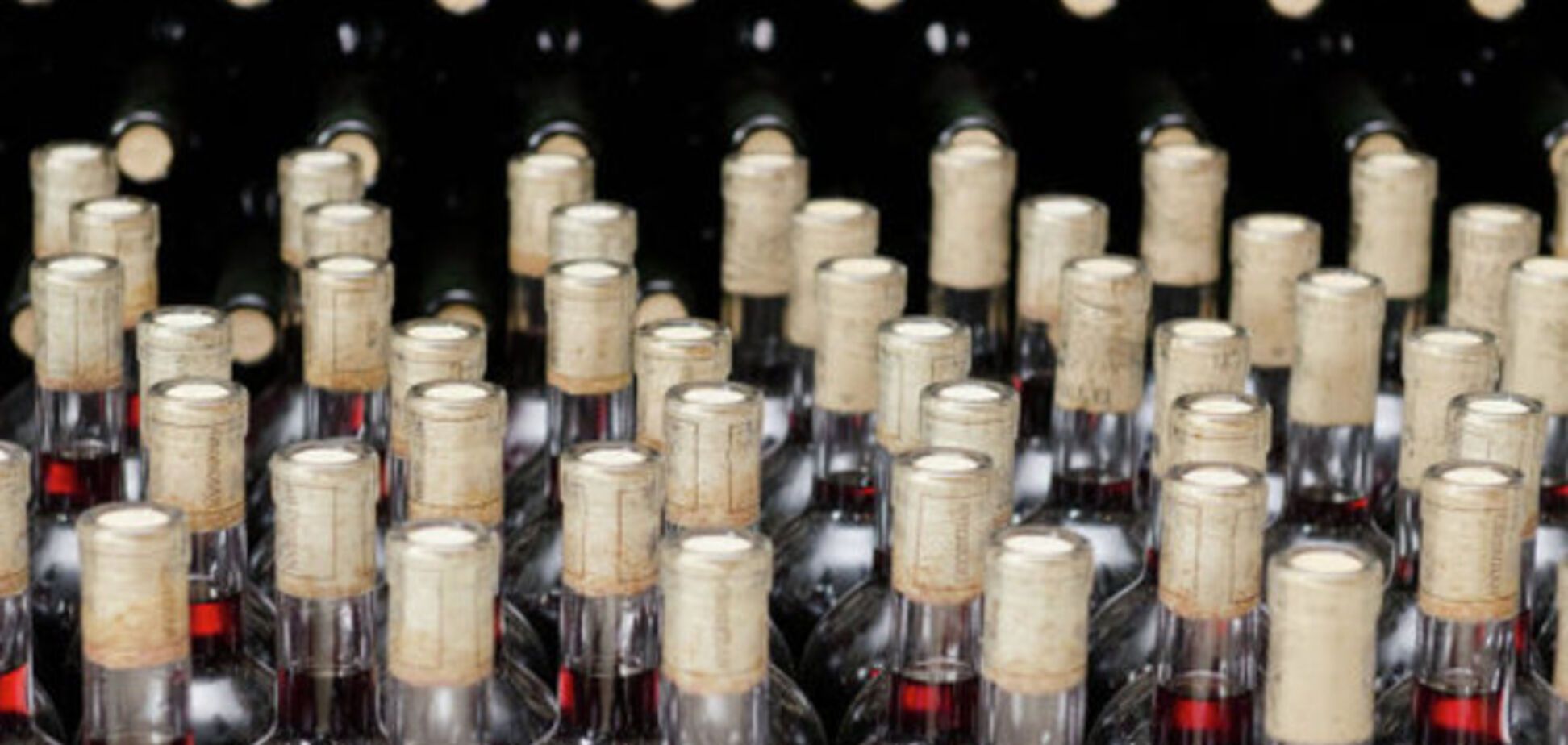 Администрация президента РФ ввезла из Евросоюза более 1 млн бутылок вина