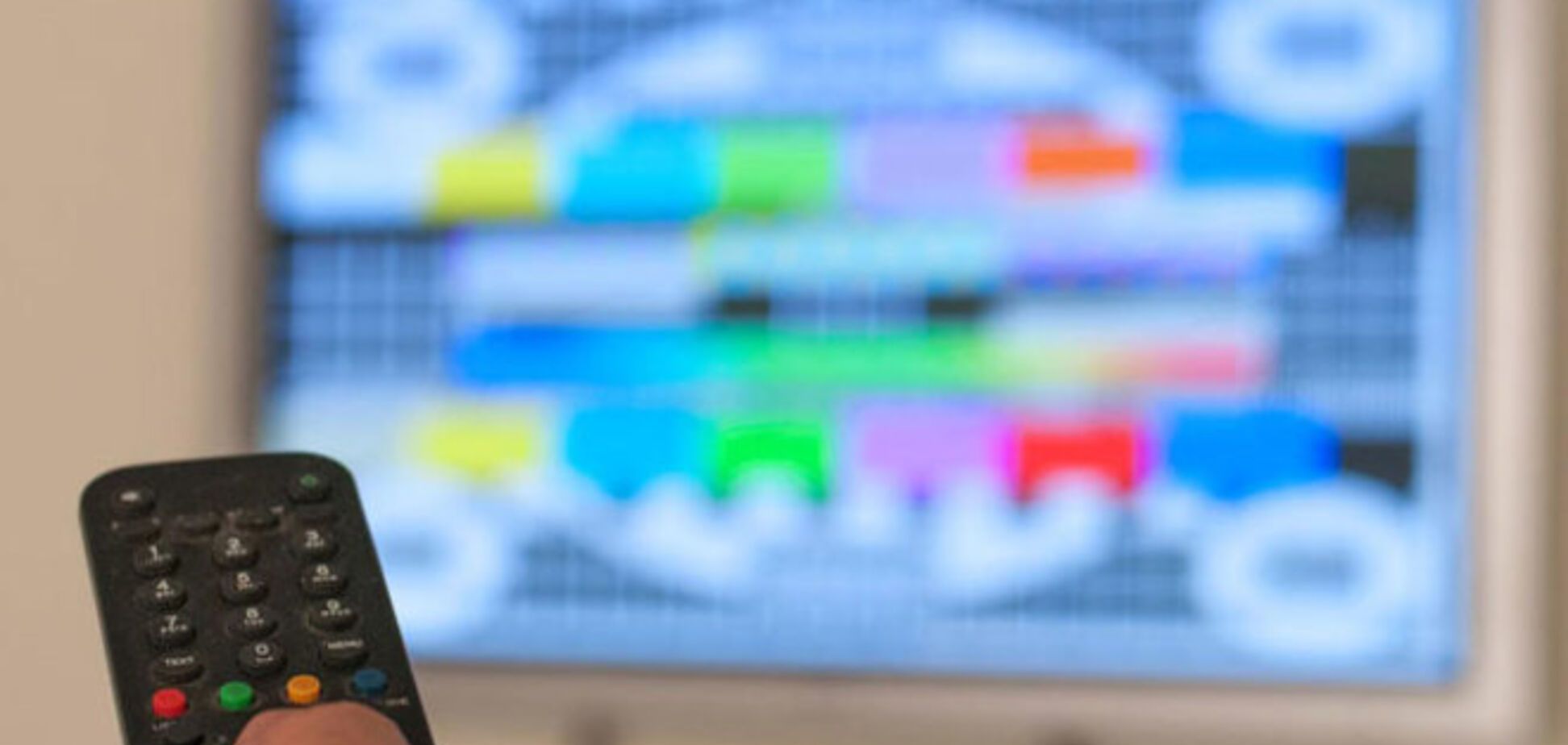 На Донбассе возобновляется трансляция украинских телеканалов и радио