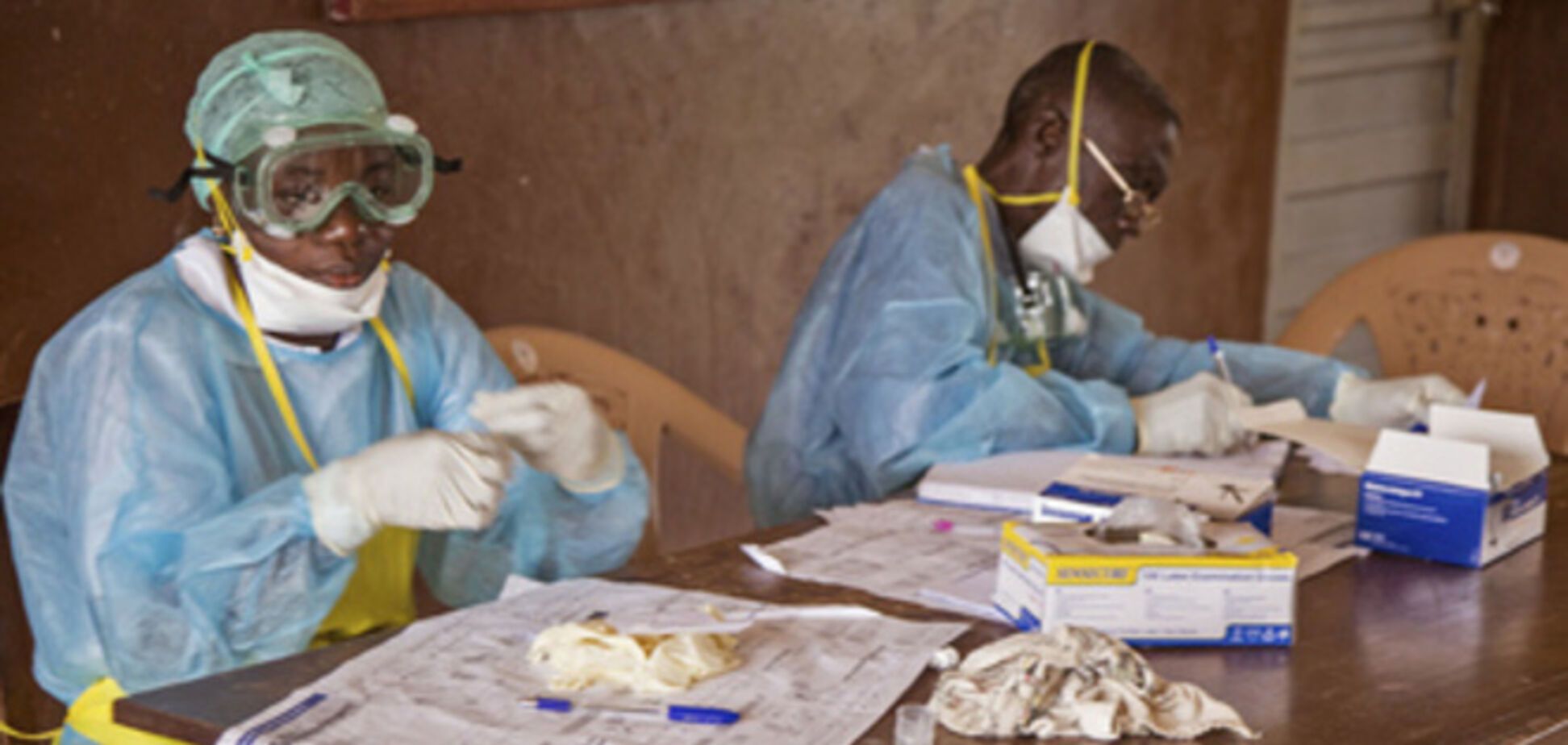 ВОЗ одобрила применение против Эбола не прошедшую исследования вакцину