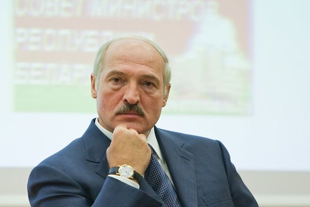 Лукашенко подписал указ о чрезвычайном положении