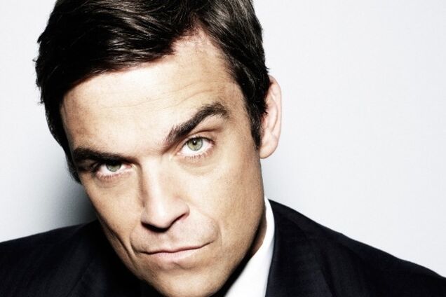 Пользователи соцсетей ошибочно похоронили певца Робби Уильямса