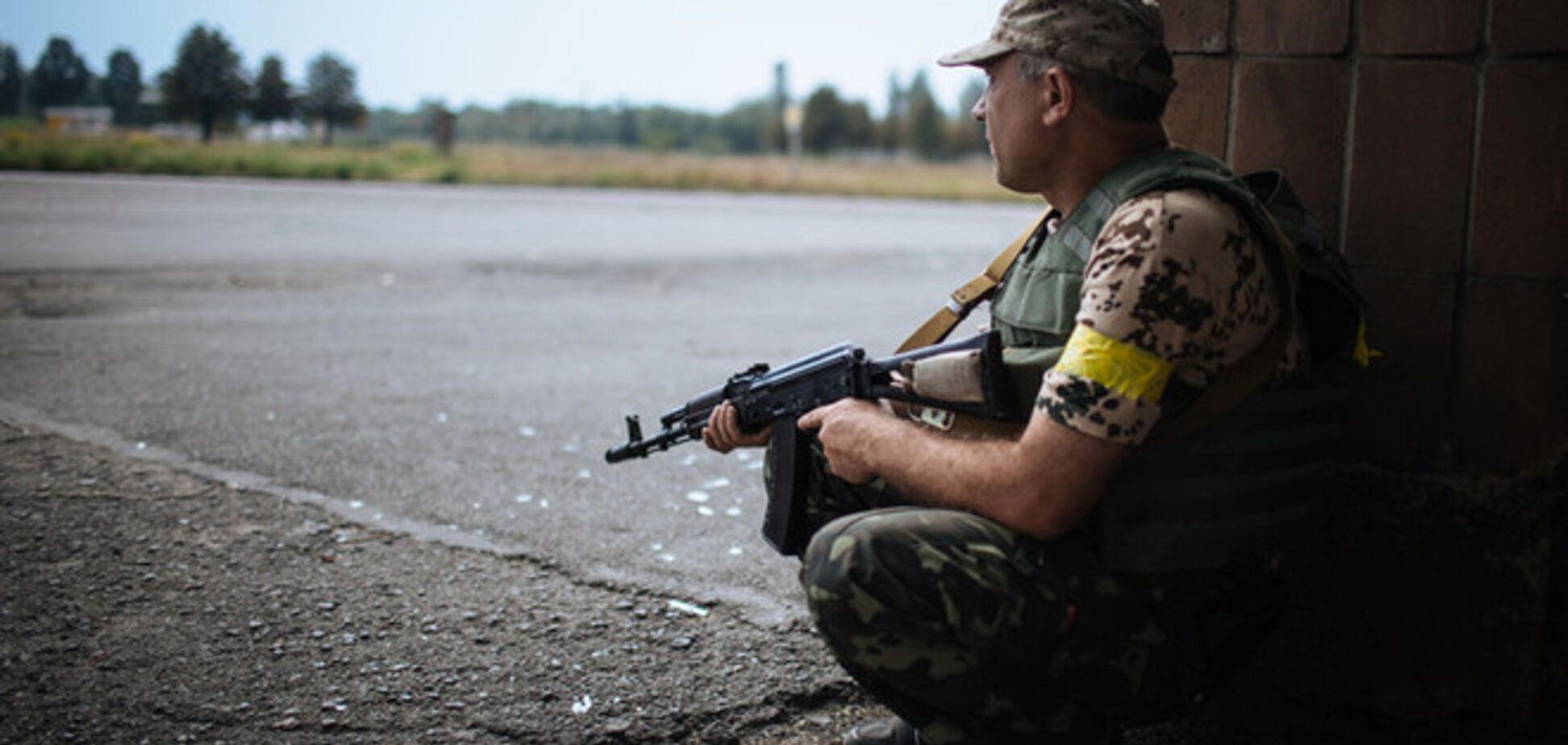 Бойцы АТО ведут бои с террористами вблизи Донецка