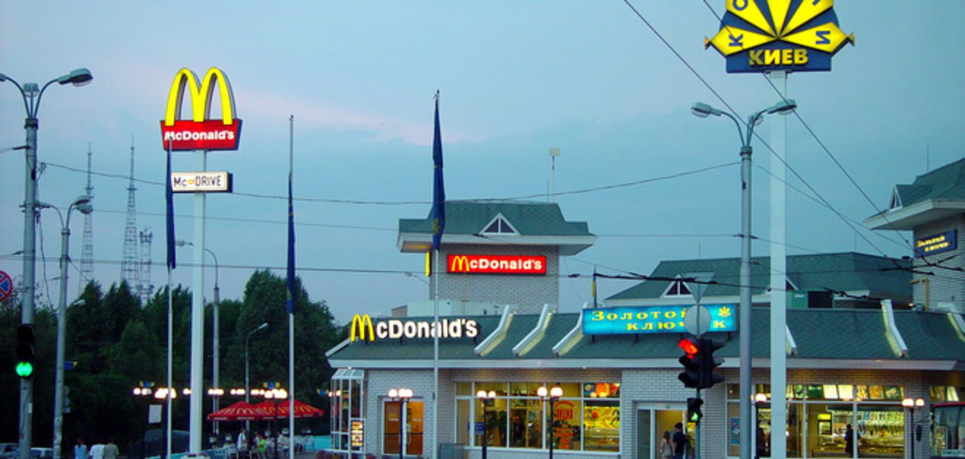 Терористи переобладнають донецькі McDonalds на безкоштовні їдальні