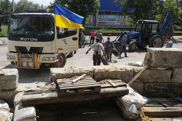В Славянске работают почти все больницы