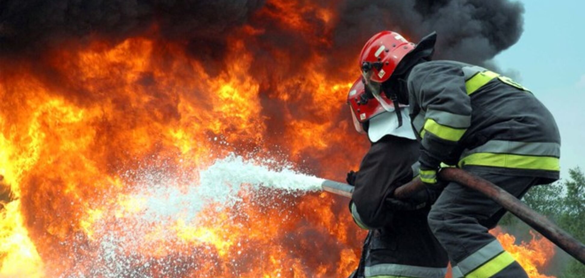 В Донецке 12 террористов похитили начальника караула пожарно-спасательной части