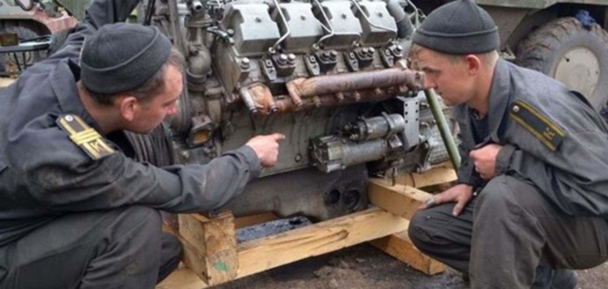 Запорожские умельцы за свои деньги модернизируют военную технику для АТО