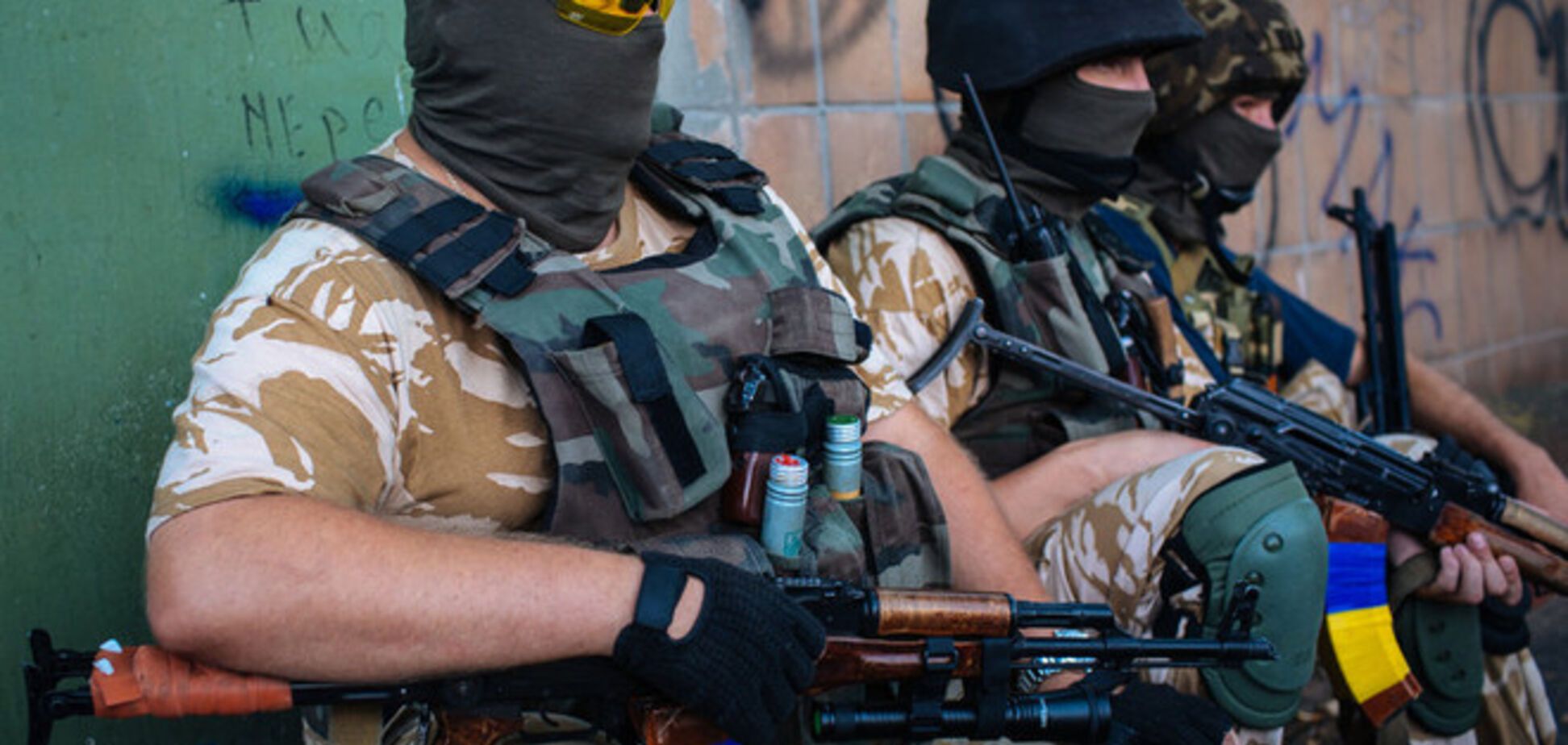 Українські силовики стримують запеклі контратаки терористів по 4 напрямках