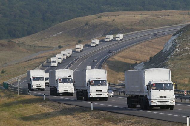 Российские грузовики с 'гуманитаркой' выехали из Воронежа 'в никуда'