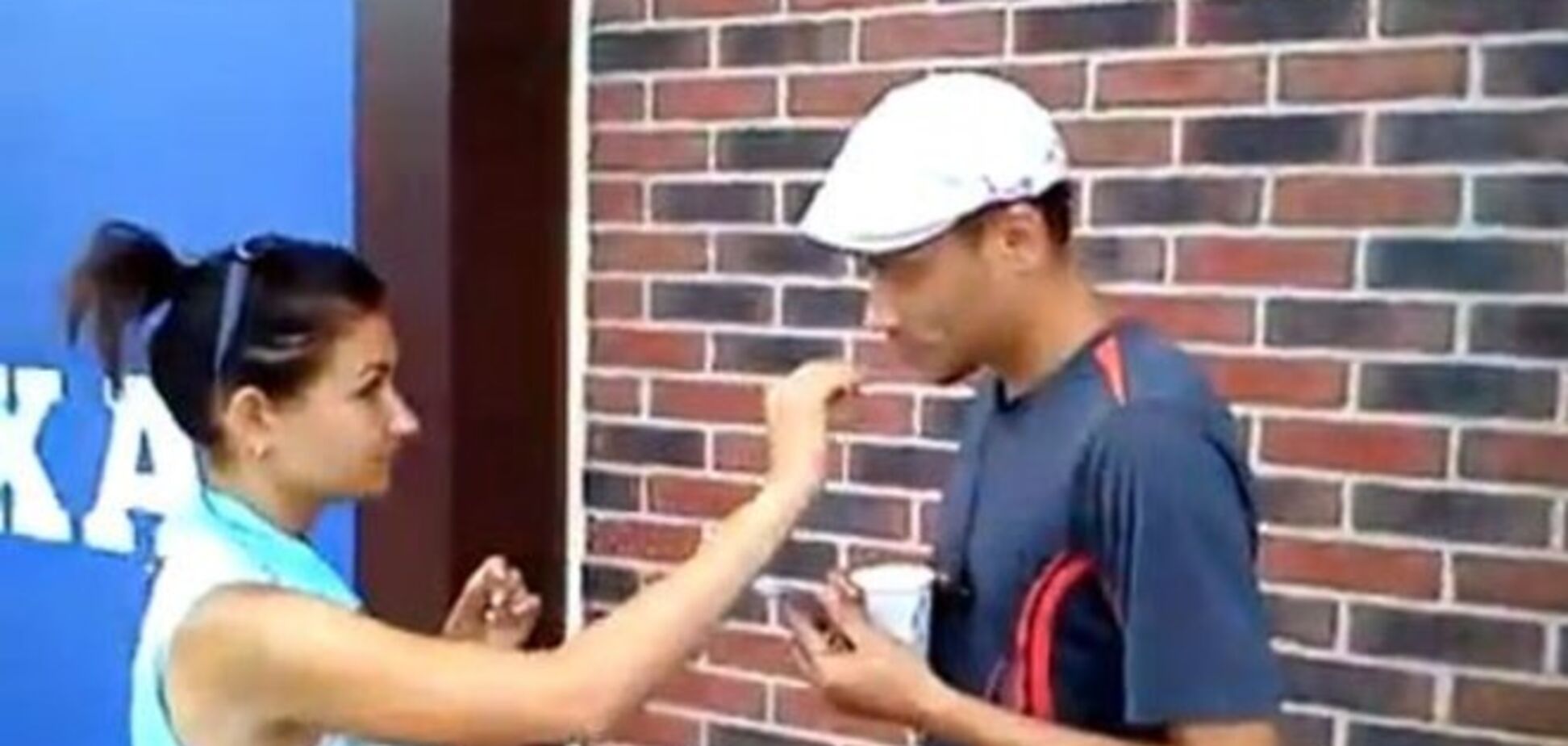 Дельцы из Сум продают духи Gucci по 20 грн