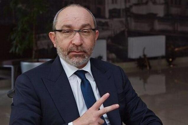 Кернес купил себе велосипед для лежачих