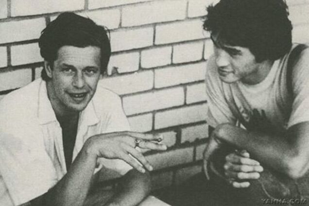 24 года назад оборвалась жизнь Виктора Цоя - абсолютного гения простоты, ясности и искренности