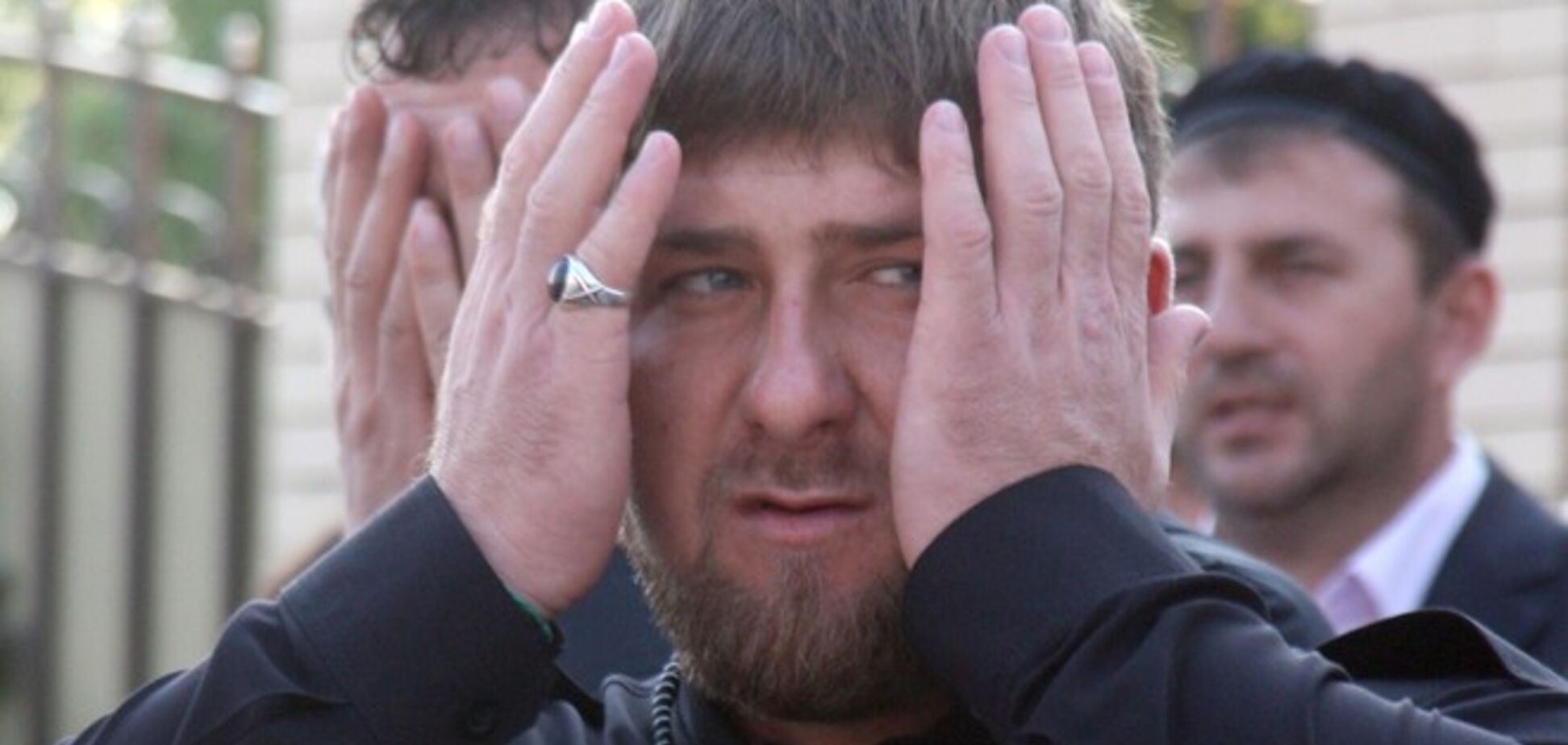 Кадыров назвал 'дешевой агиткой' заявления чеченцев из Европы о готовности воевать в Украине