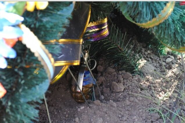 На Черкасщине заминировали могилу героически погибшего бойца 'Айдара'