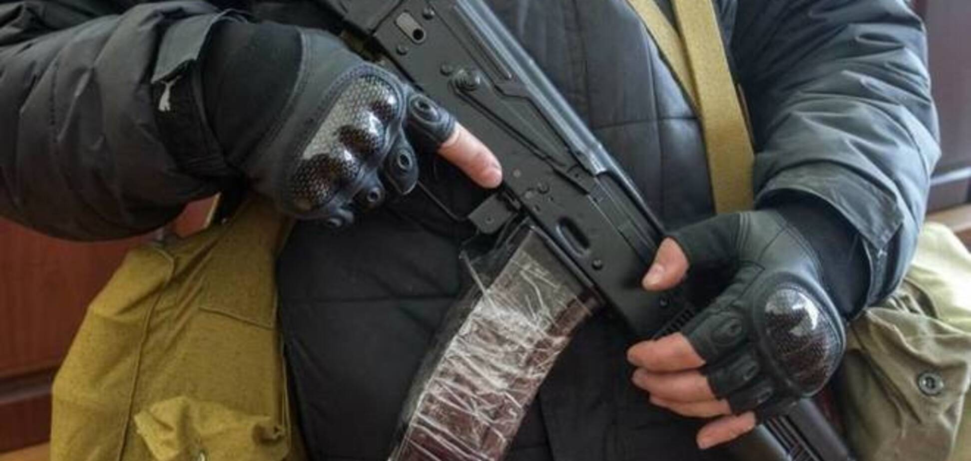 Украинские бойцы ликвидировали в Донецке 60 террористов и сожгли их танк