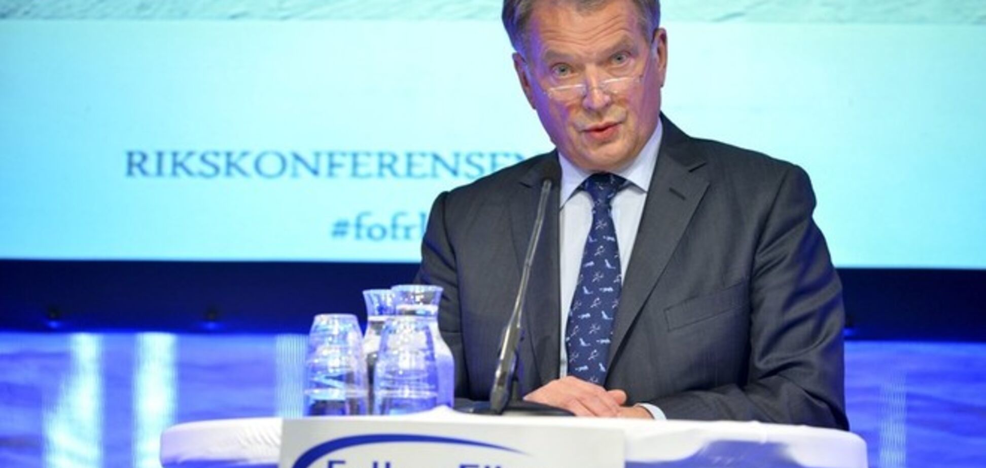 Президент Финляндии пообещал Порошенко помощь