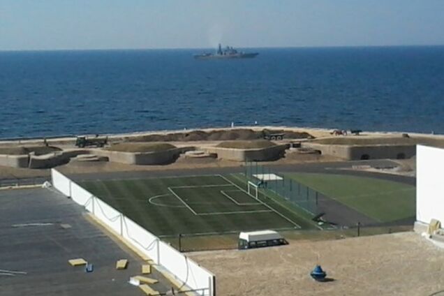 В обрушении крыши кадетского училища в Севастополе россияне обвинили дожди