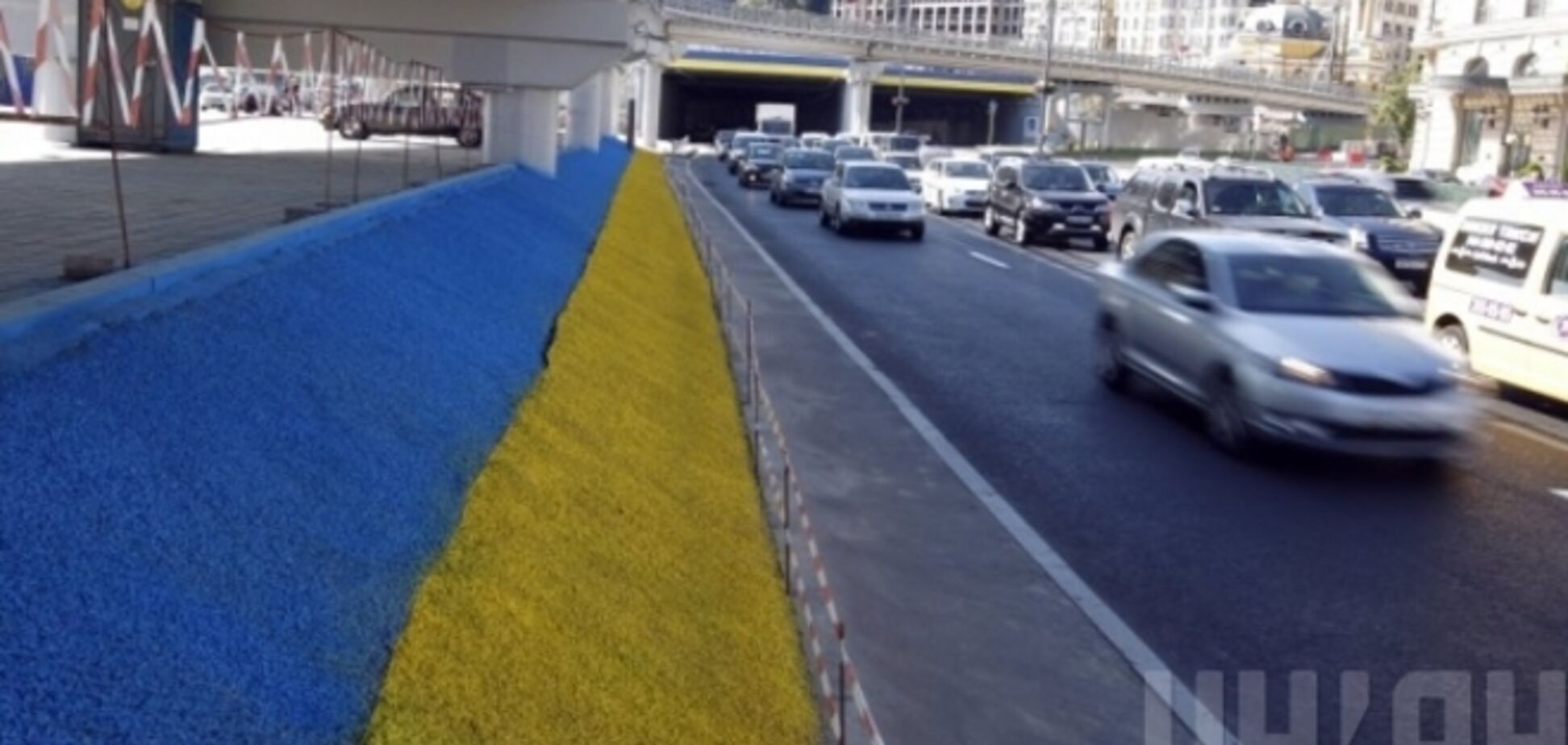 В Киеве открыли транспортную развязку на Почтовой площади 