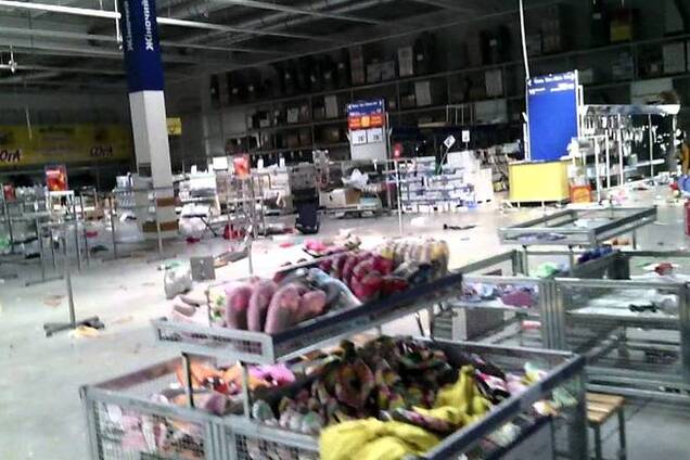 Террористы вывозят награбленные вещи в Россию