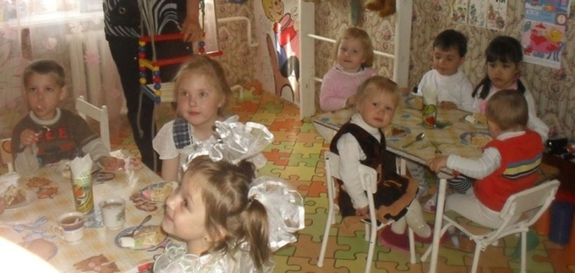 Маленьких беженцев из Донбасса власти РФ определят в переполненные детсады