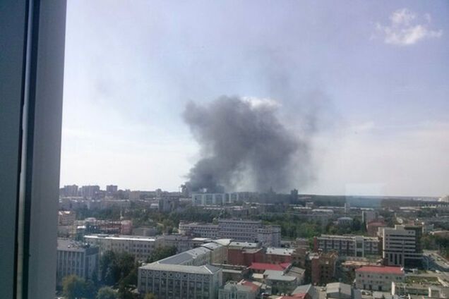 Облако черного дыма накрыло Челябинск из-за пожара