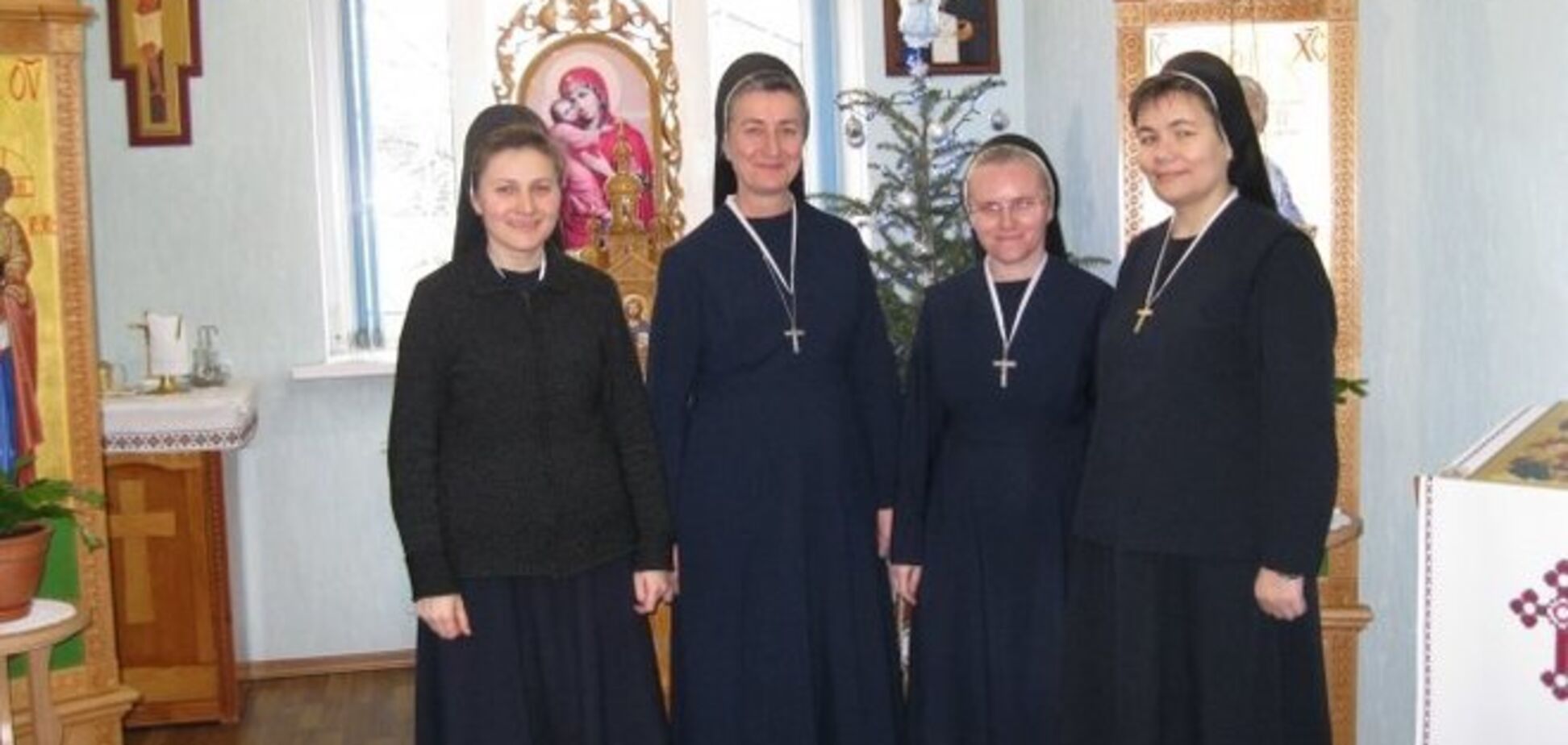 Террористы захватили женский монастырь в Донецке