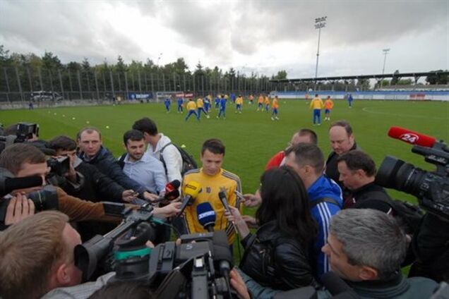 Лидера сборной Украины прооперировали