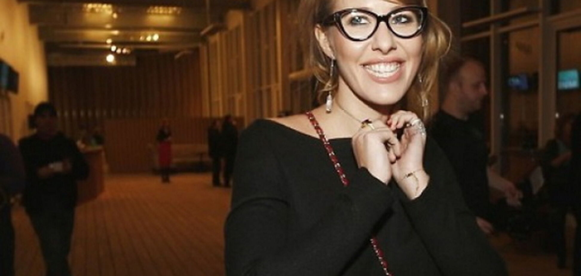 Twitter 'послал' Роскомнадзор в ответ на запрос об аккаунте Собчак