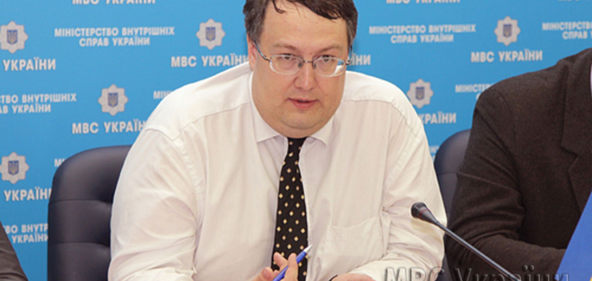 Геращенко пообіцяв карати за тероризм в'язницею і торбиною
