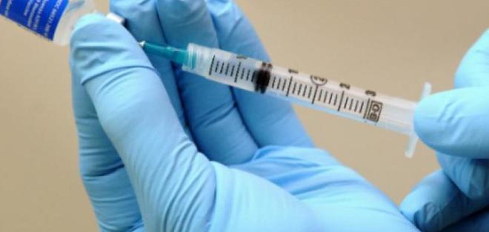 Заразившийся Эболой американский врач полностью выздоровел