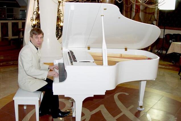 Ягольник — мужу Ани Лорак: украинцы исторически не любят предателей