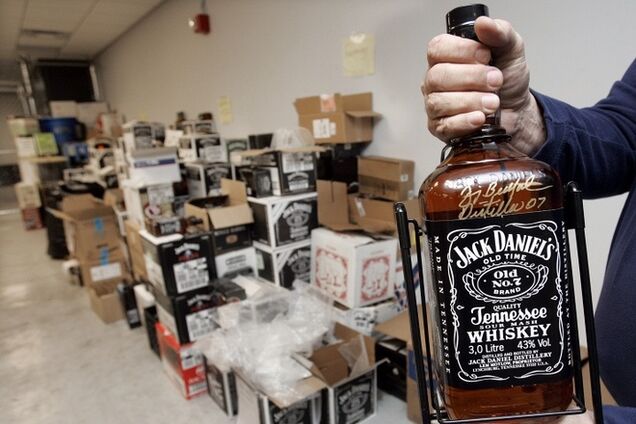 Роспотребнадзор обнаружил в ликере Jack Daniel`s вещество для уничтожения насекомых