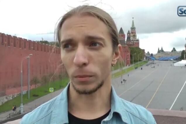 В РФ активистов задержали 'за три ужасных для Путина слова: 'Я поздравляю Украину'