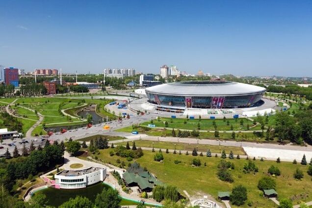 'Шахтер' сообщил о попадании бомбы в 'Донбасс Арену'