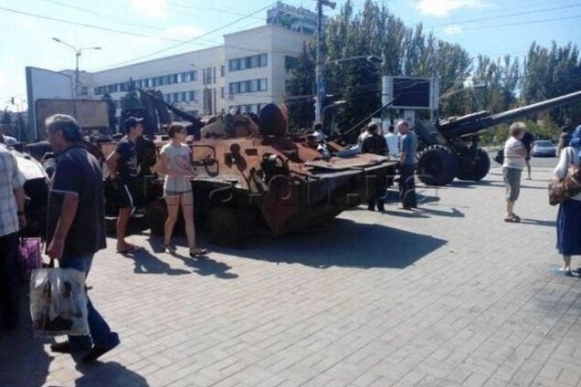 Российские наемники в Донецке готовятся к 'параду': стягивают всю разбитую технику