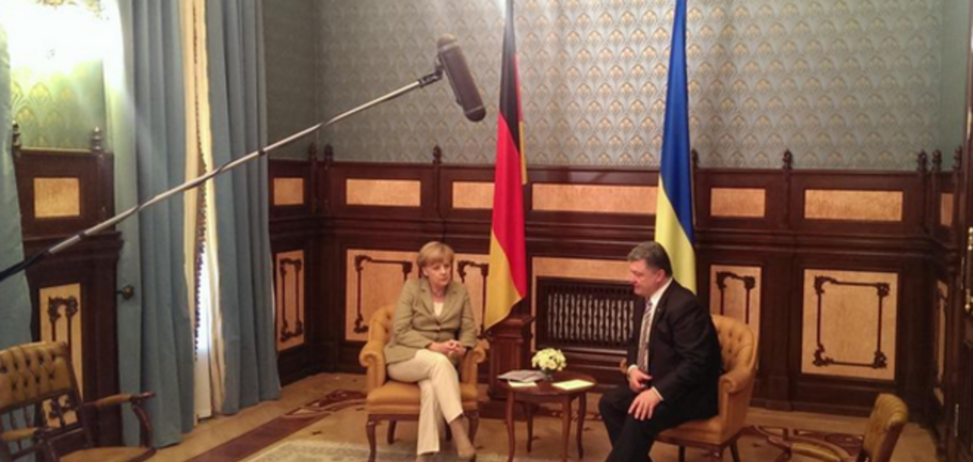 Меркель не рассматривает вопрос введения новых санкций из-за событий в Украине