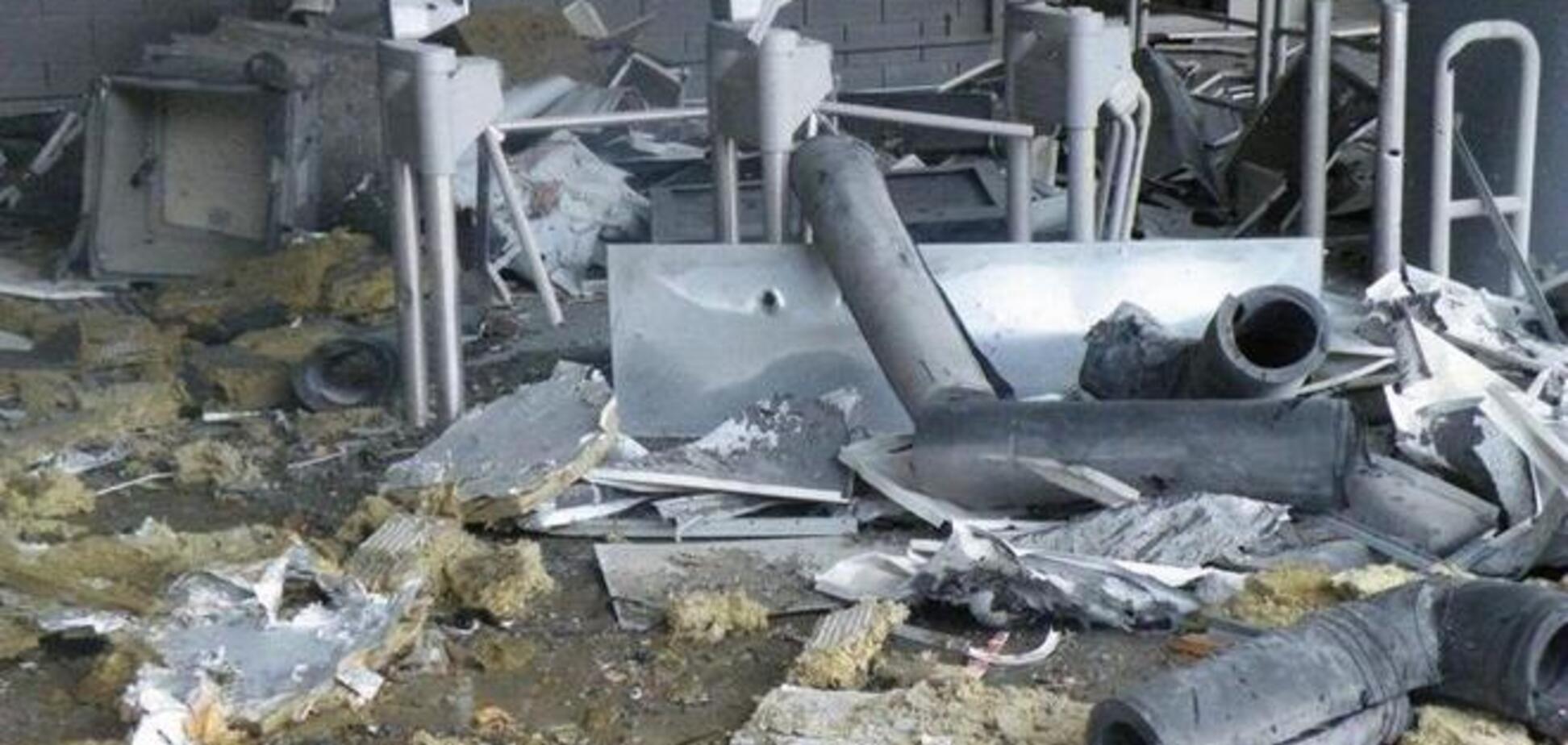 Опубликованы новые фото разрушений на 'Донбасс Арене'