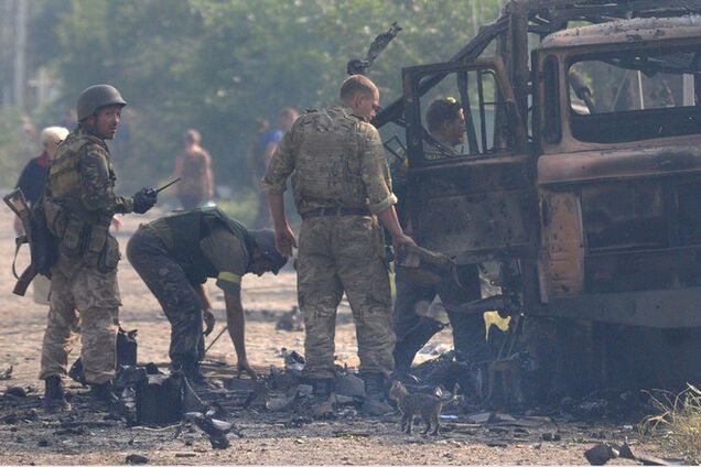 Россия 'поздравила' Украину кровавыми провокациями в зоне АТО