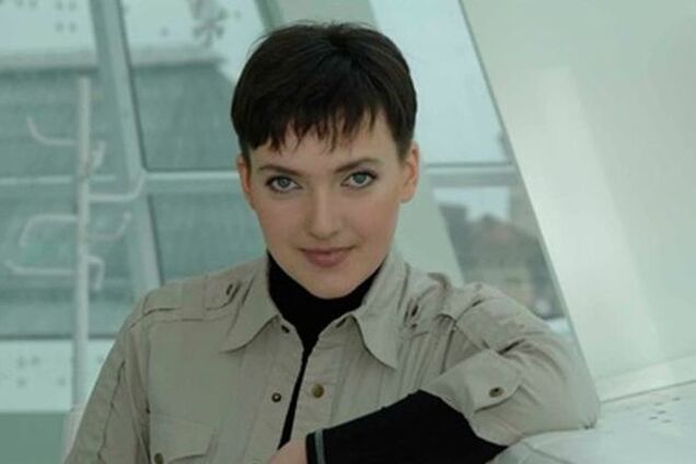 Порошенко наградил летчицу Савченко орденом 'За мужество'