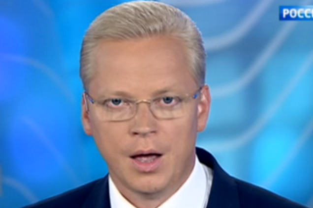 Театр фальшивок у микрофона