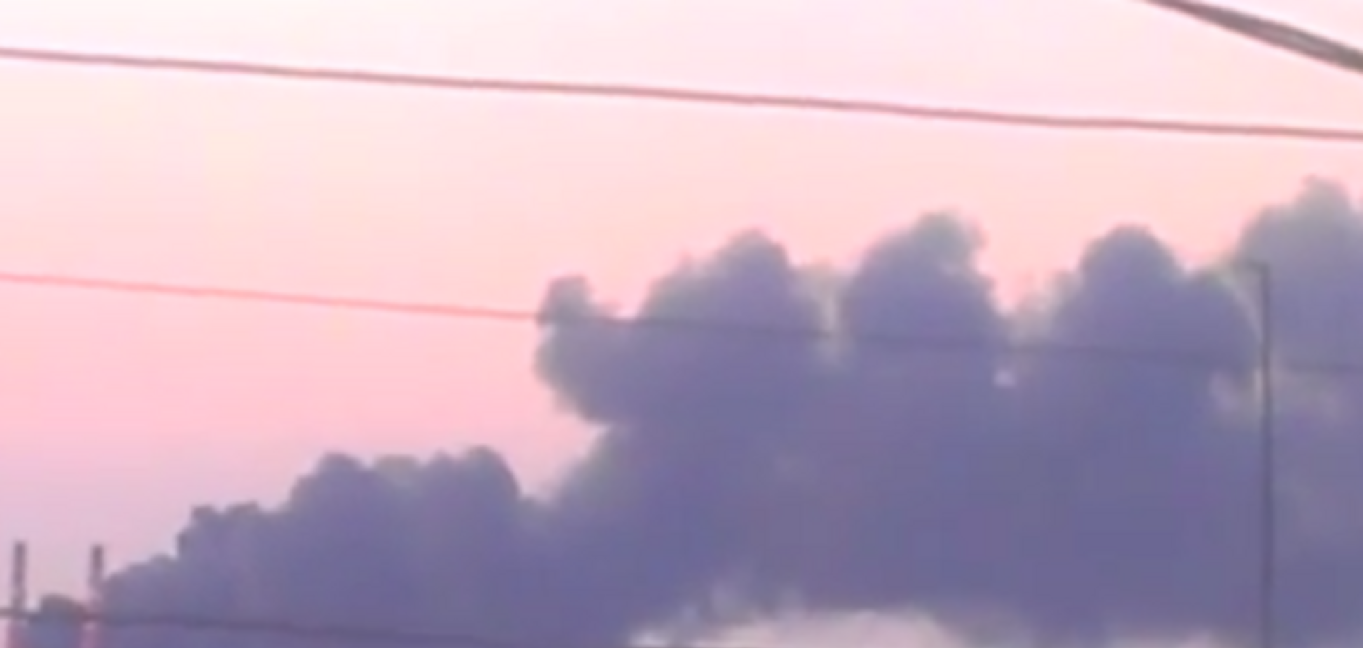 В Макеевке из-за артобстрела загорелся коксохимический завод