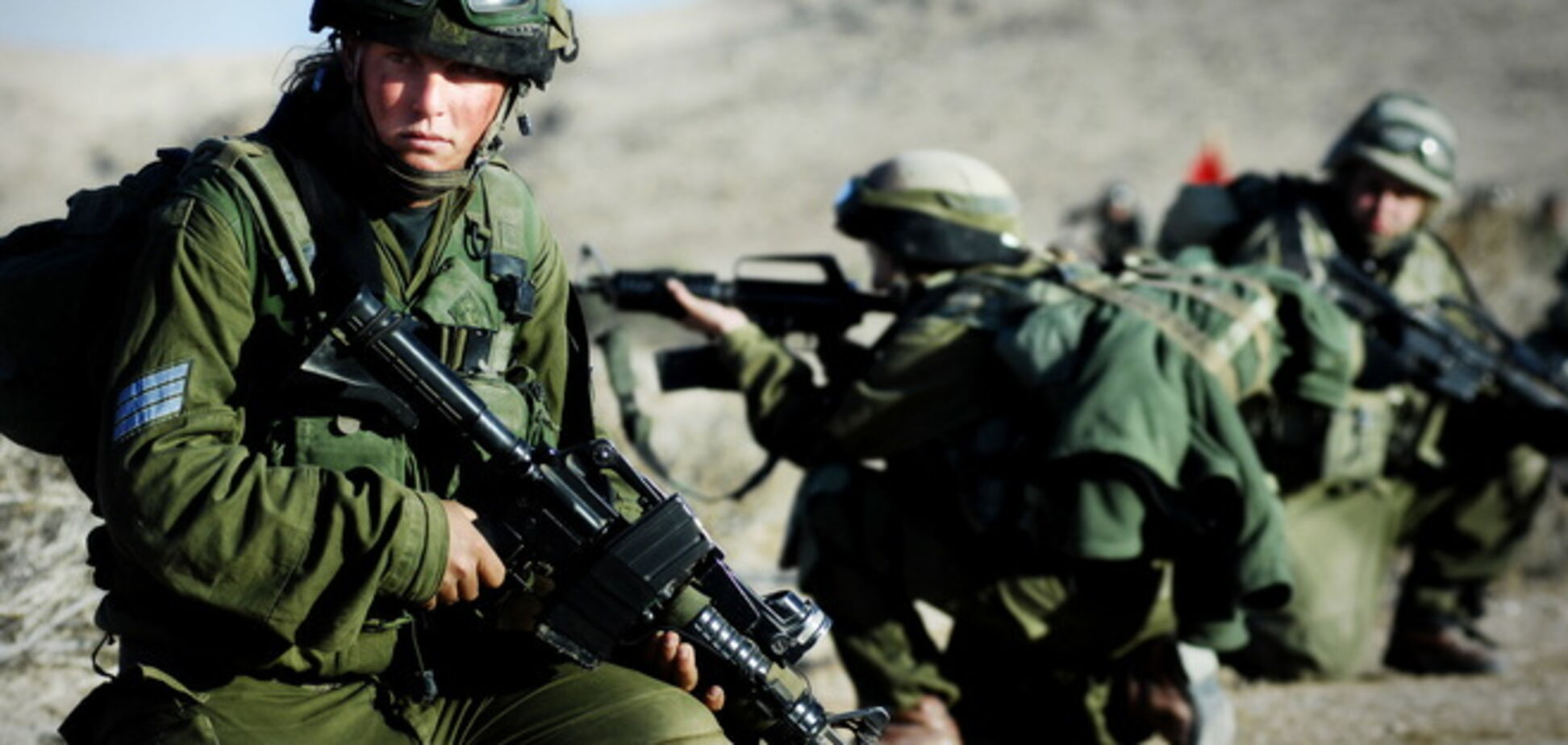 Израильтяне начали отводить войска от сектора Газа