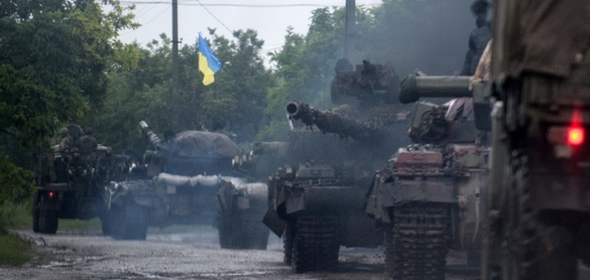 Новоазовск захватили российские военные, идут на Мариуполь - СМИ